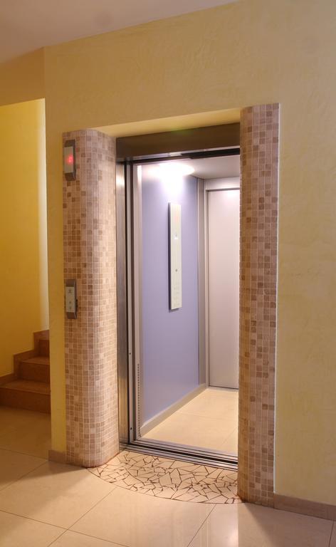 רימיני Residence Blu Marine מראה חיצוני תמונה