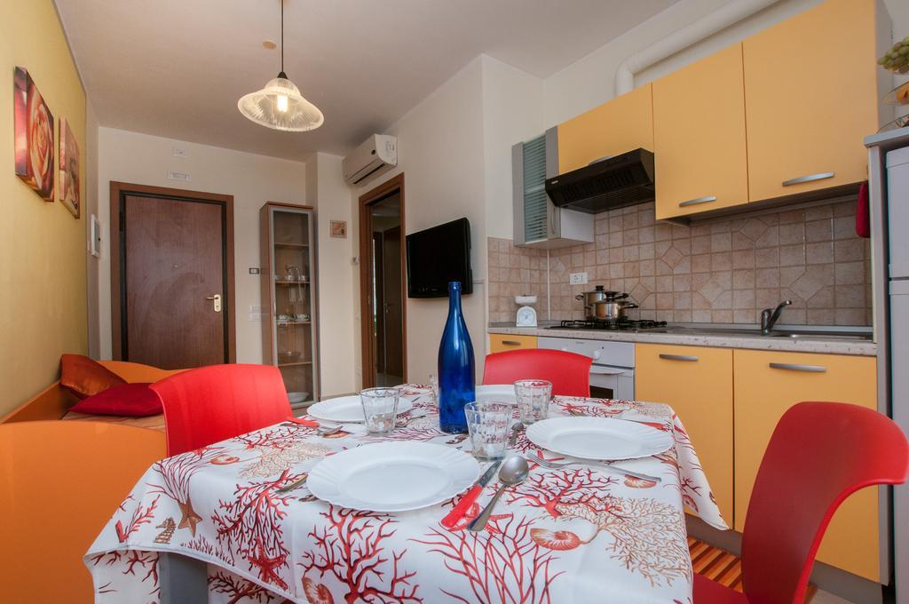 רימיני Residence Blu Marine מראה חיצוני תמונה